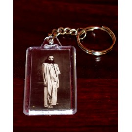 Keychain: Acrylic With Picture - Gurudev In B/W